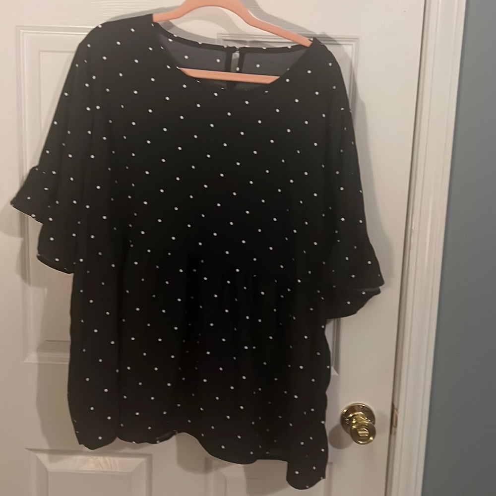 So sweet! Black and white polka dot baby doll nwot 4x 20w